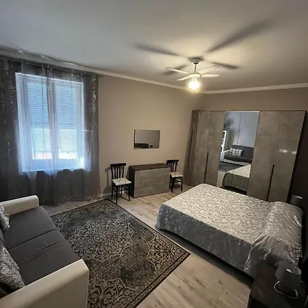 Apartment Zena Est