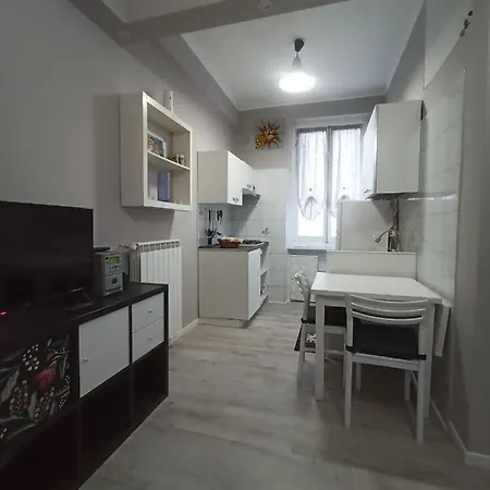 Zena Est * Genua